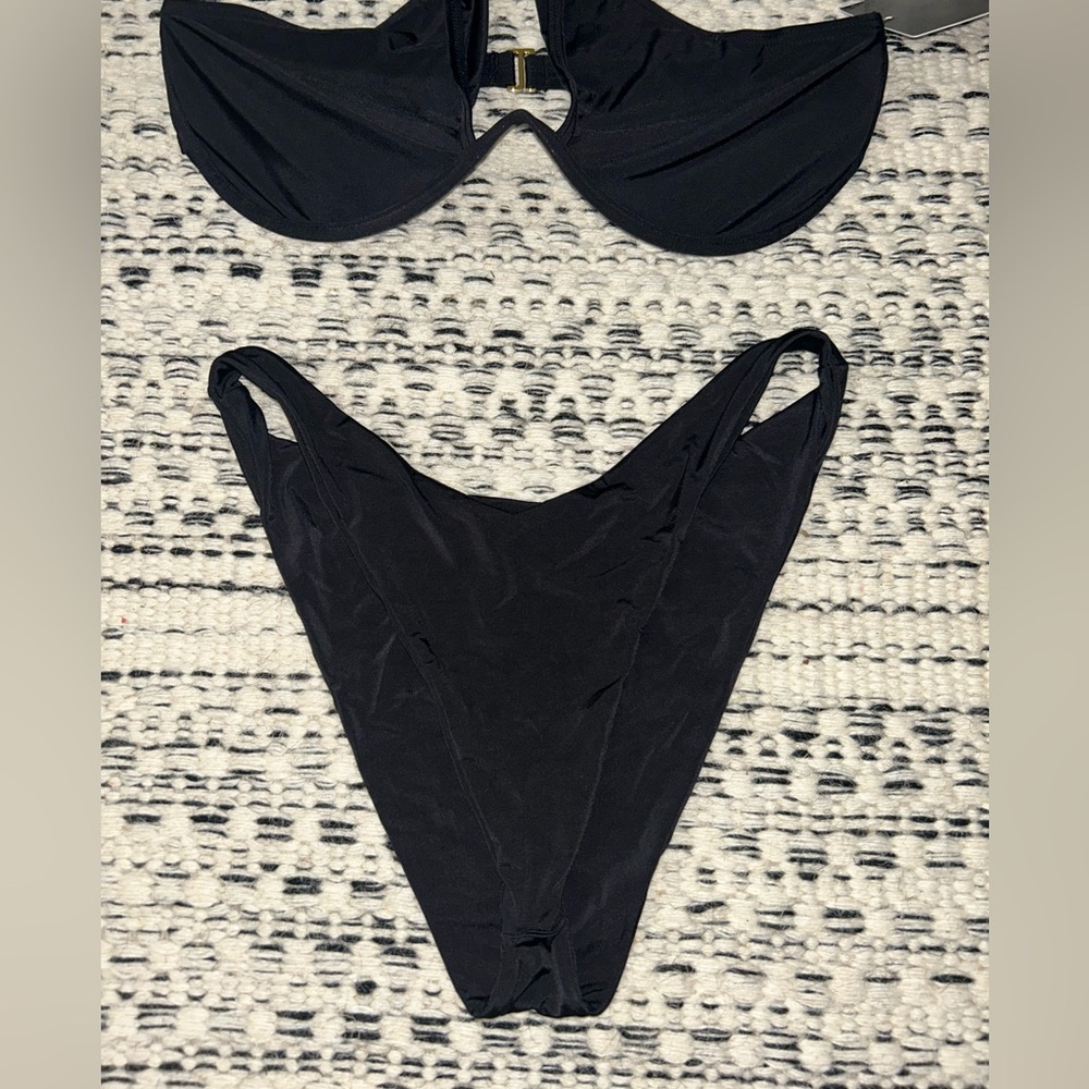 🆕 2/$75 NWT Naked Wardrobe | 2 Piece Underwire Halter Bikini | Black | Large - Picture 3 of 10